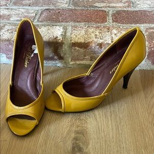 Ted Baker London Women's Mustard Peep Toe Heels